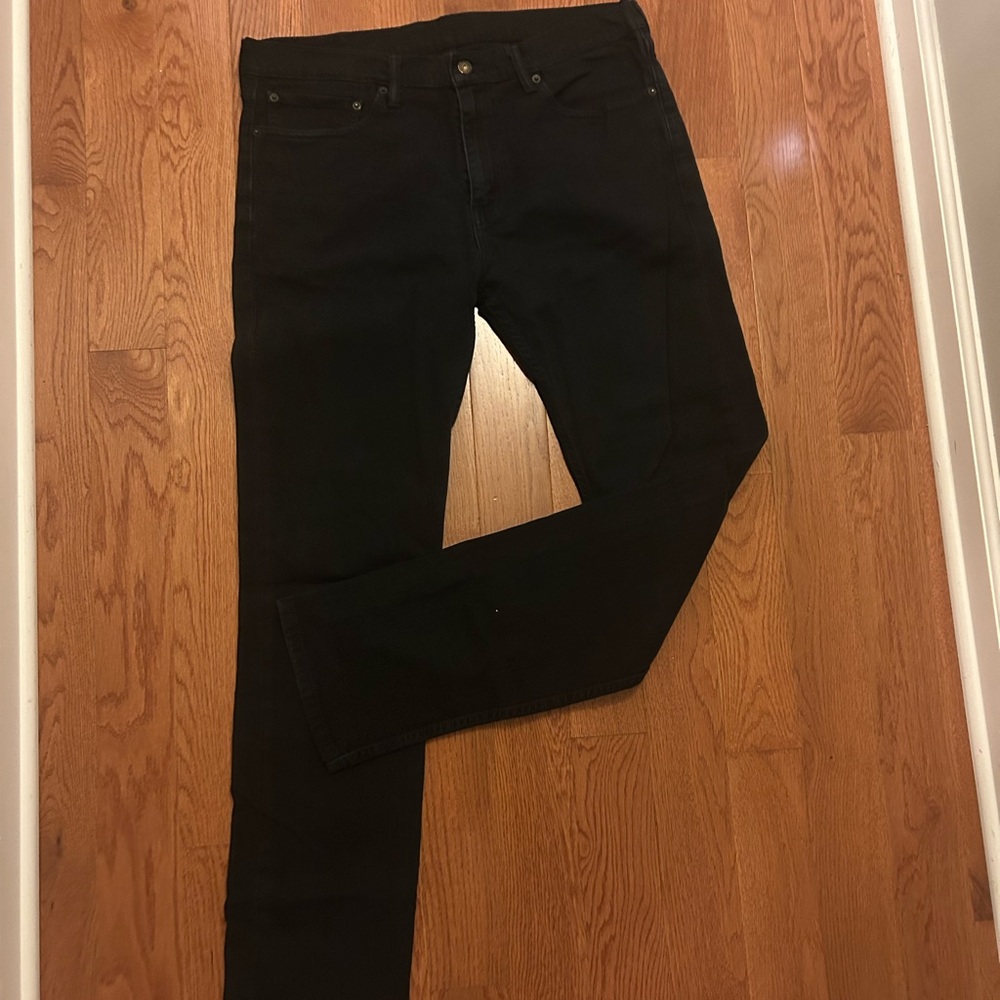 Levi's Classic Black Jeans